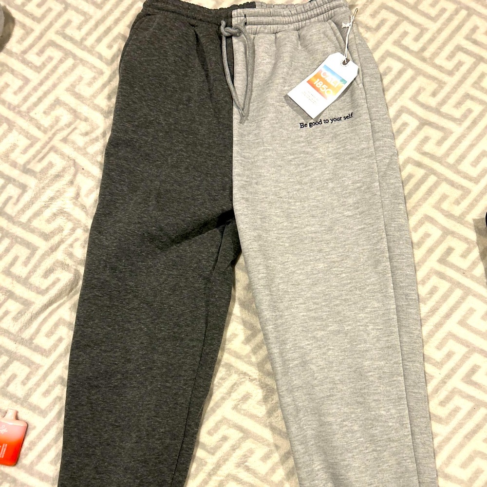 Brand new cali sweats